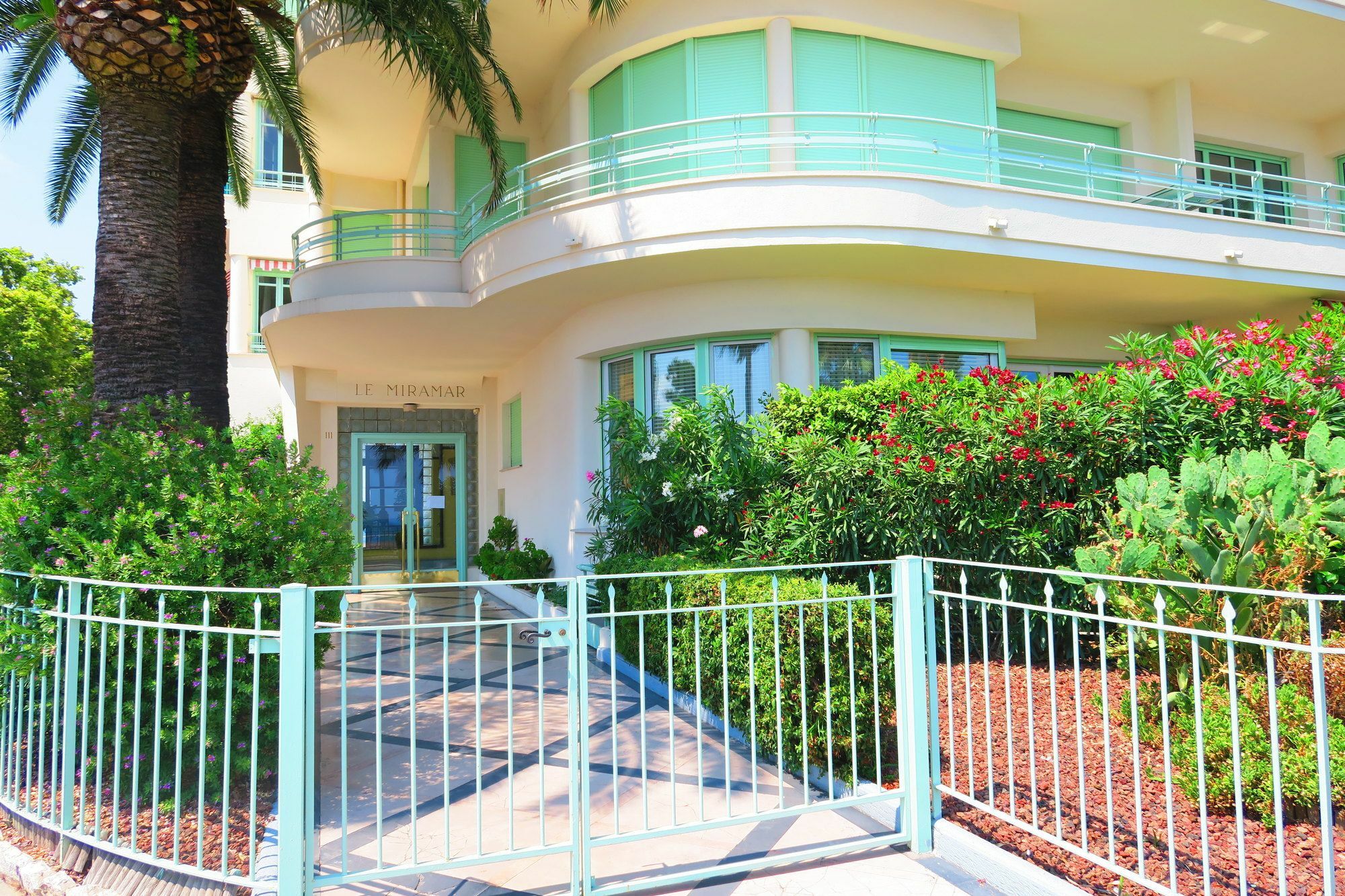 Sea View - Promenade Des Anglais 1 Bdr Ницца Экстерьер фото